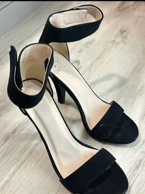 Classic Black Ankle-Strap High Heel Sandals